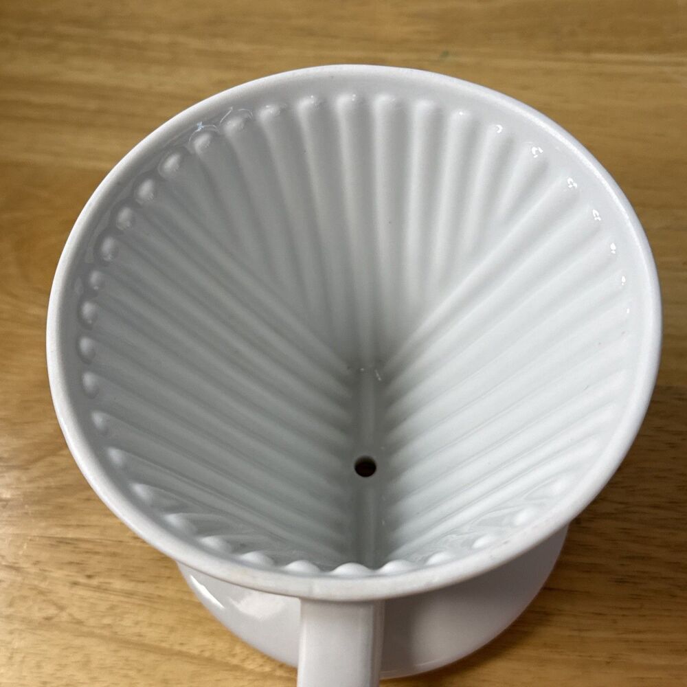 Starbucks White Ceramic Pour Over Coffee Maker Glossy Easy to Clean Single Cup - Picture 7 of 7